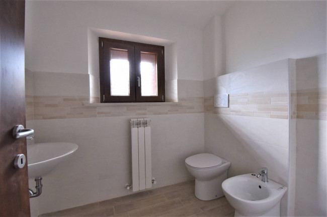 Casa cielo-terra in vendita a Amandola
