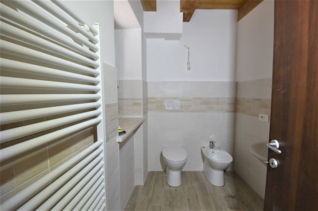 Casa cielo-terra in vendita a Amandola