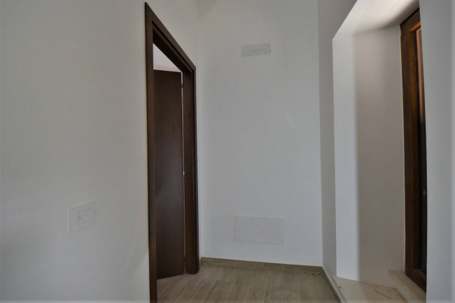 Casa cielo-terra in vendita a Amandola