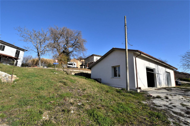 Villa in vendita a San Ginesio
