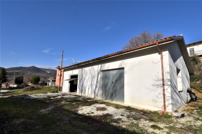 Villa in vendita a San Ginesio