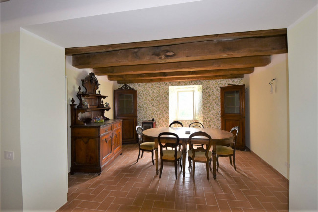 Villa for sale in Montefortino