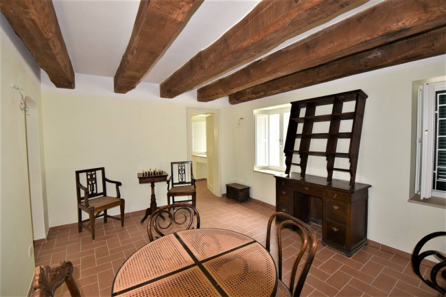 Villa for sale in Montefortino