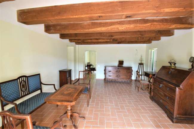 Villa for sale in Montefortino