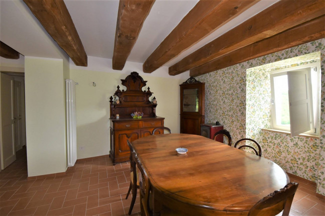Villa for sale in Montefortino