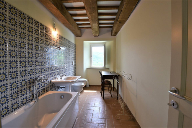 Villa for sale in Montefortino