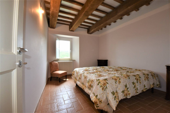 Villa for sale in Montefortino