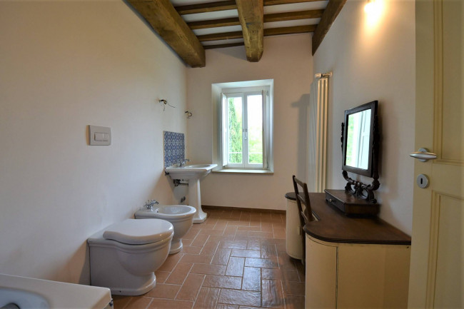 Villa for sale in Montefortino