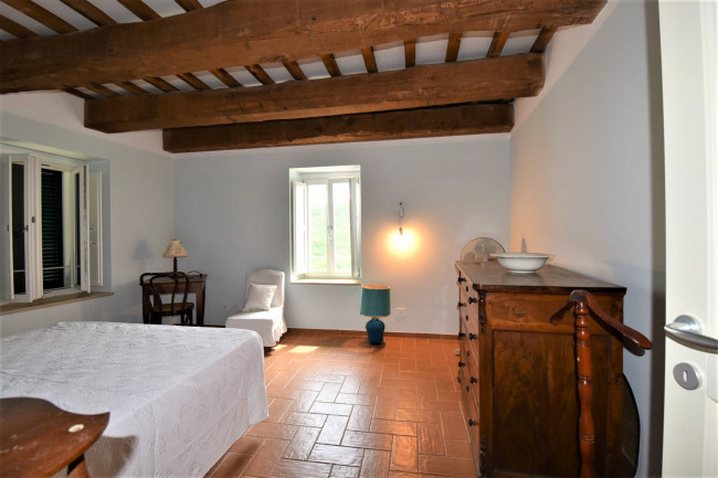 Villa for sale in Montefortino