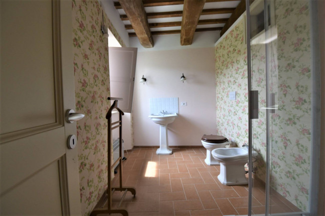 Villa for sale in Montefortino