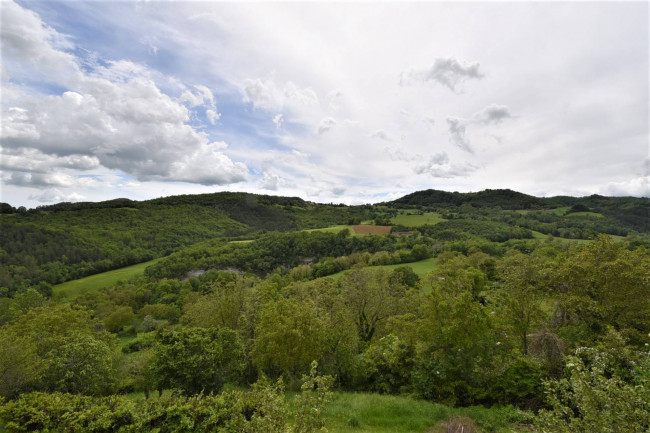 Villa for sale in Montefortino