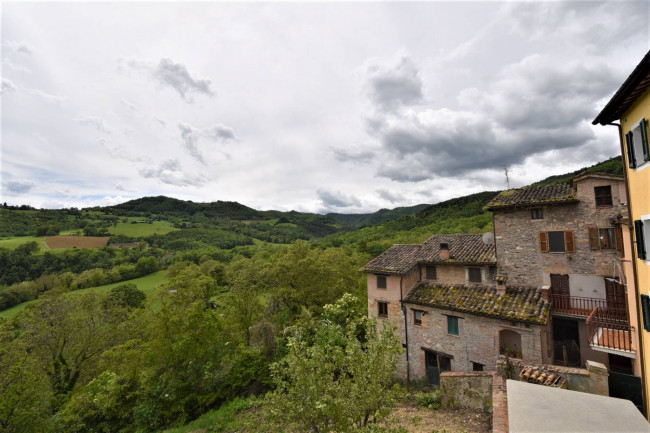 Villa for sale in Montefortino