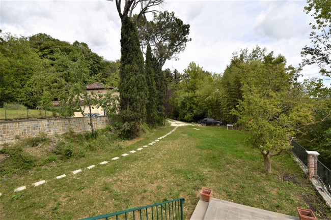 Villa for sale in Montefortino