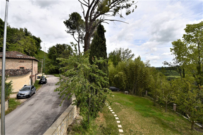 Villa for sale in Montefortino
