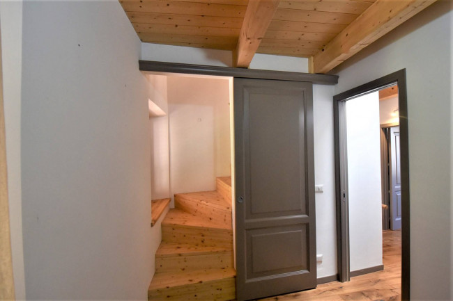 Casa cielo-terra in vendita a Gualdo