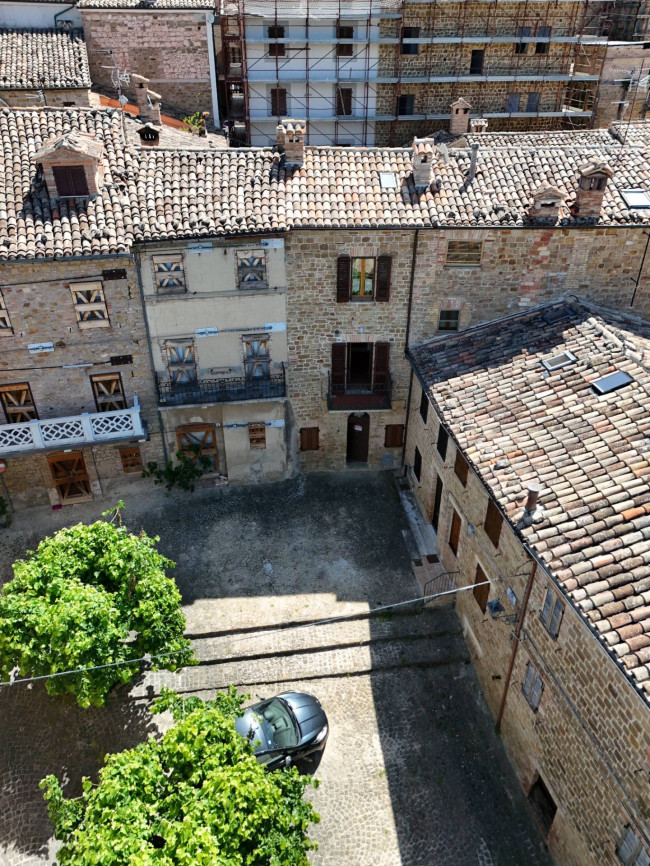 Casa cielo-terra in vendita a Gualdo