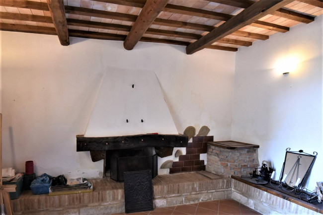 Casa cielo-terra in vendita a Gualdo