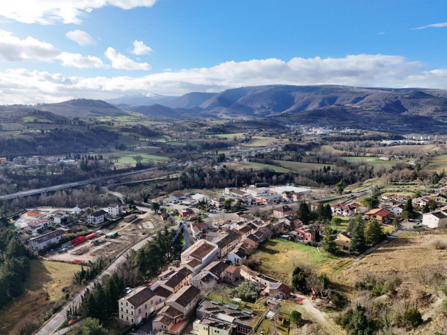 Casa singola in vendita a Belforte del Chienti