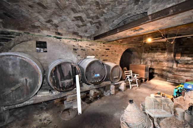 Casa singola in vendita a Belforte del Chienti
