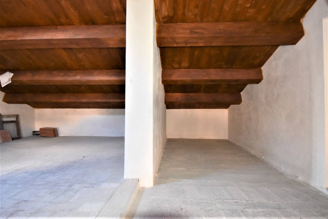 Casa singola in vendita a Belforte del Chienti