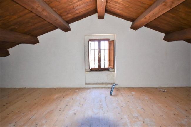 Casa singola in vendita a Belforte del Chienti