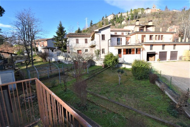 Casa singola in vendita a Belforte del Chienti