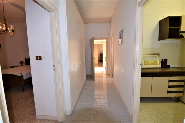 Casa singola in vendita a Belforte del Chienti