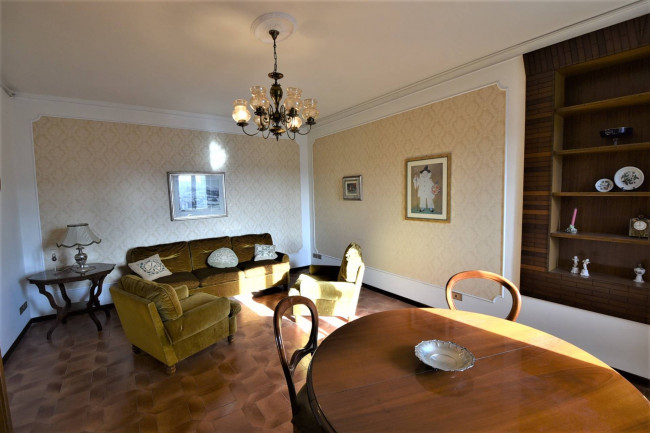 Casa singola in vendita a Belforte del Chienti