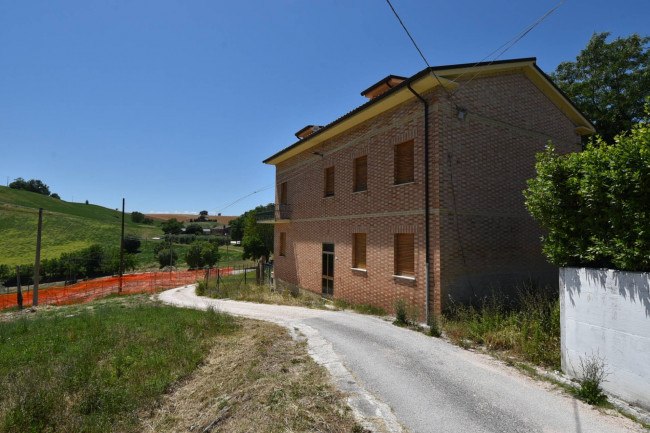 Casa singola in vendita a Penna San Giovanni
