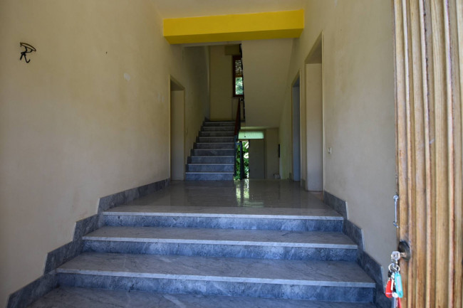 Casa singola in vendita a Penna San Giovanni