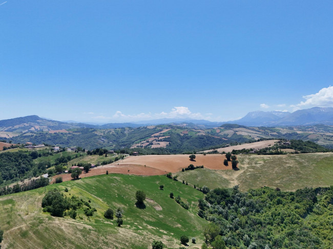 Casa singola in vendita a Penna San Giovanni