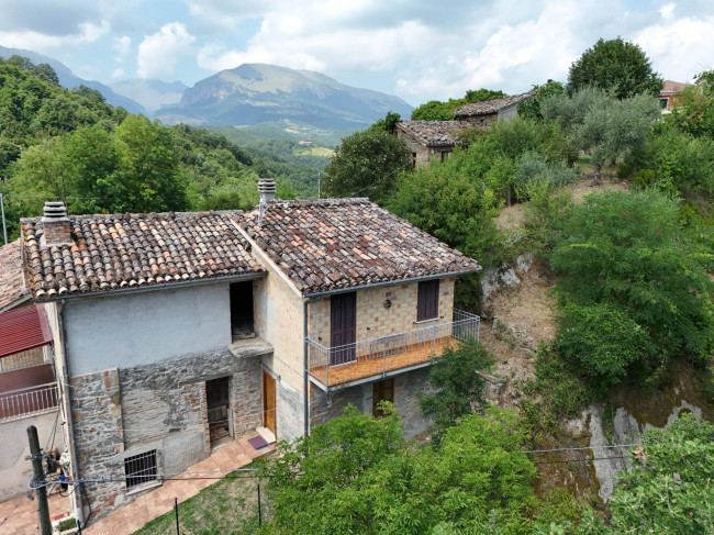 Appartamento in vendita a Amandola