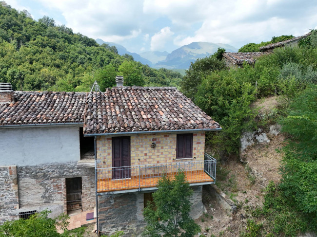 Appartamento in vendita a Amandola