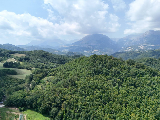 Casa singola in vendita a Amandola