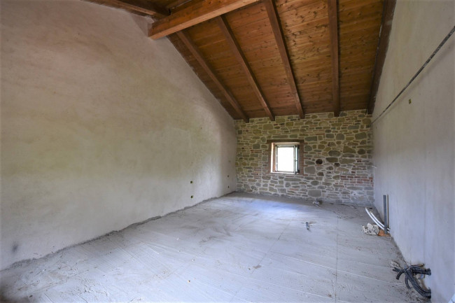 Townhouse for sale in Comunanza