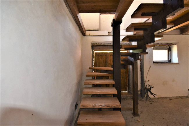 Townhouse for sale in Comunanza