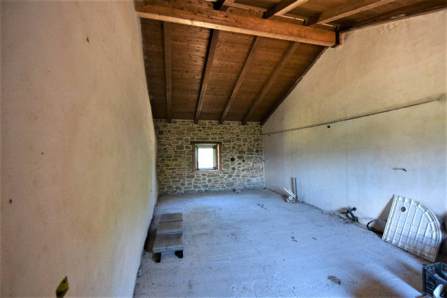 Townhouse for sale in Comunanza