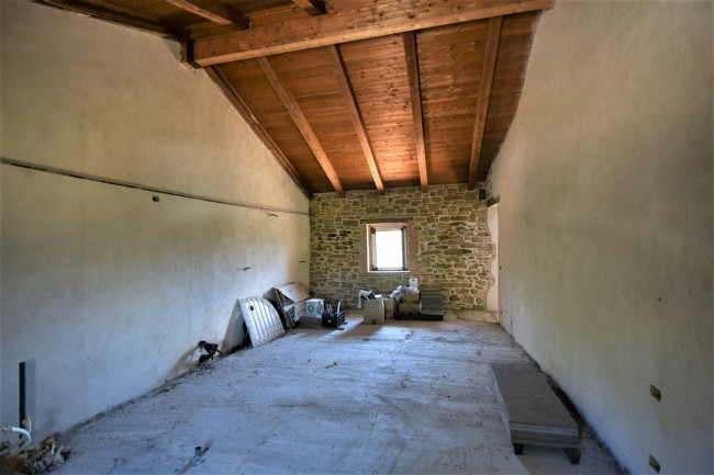 Townhouse for sale in Comunanza