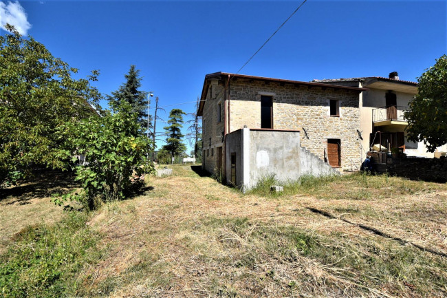 Townhouse for sale in Comunanza