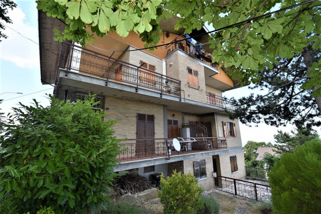 Appartamento in vendita a Montefalcone Appennino