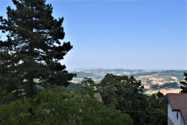 Appartamento in vendita a Montefalcone Appennino