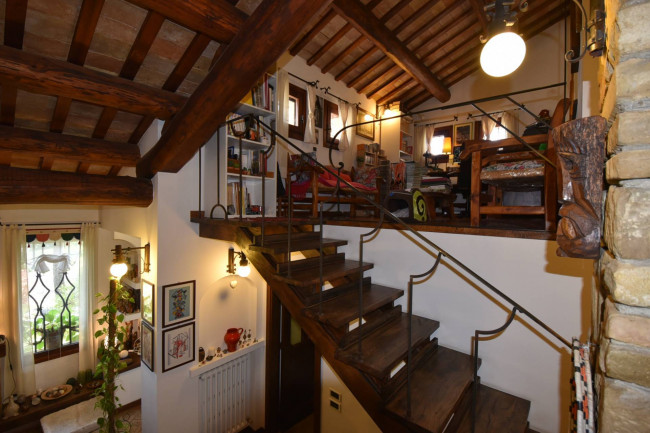 Casale in vendita a Falerone