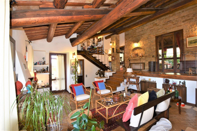 Casale in vendita a Falerone