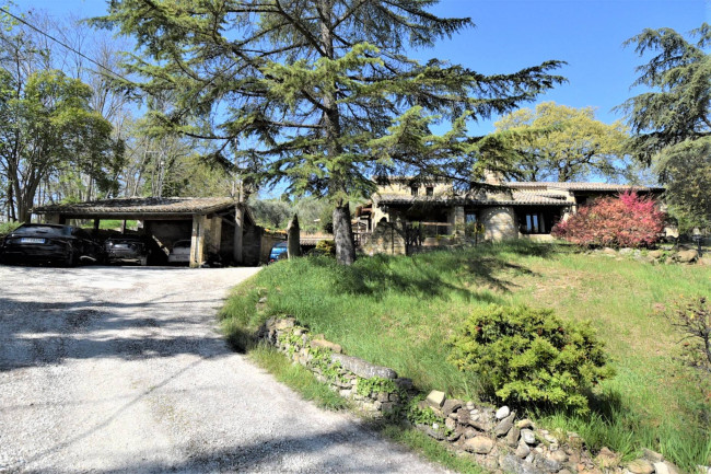 Casale in vendita a Falerone