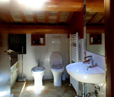 Casale in vendita a Monte San Giusto