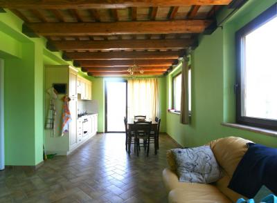 Casale in vendita a Monte San Giusto