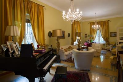 Villa to Buy in Macerata