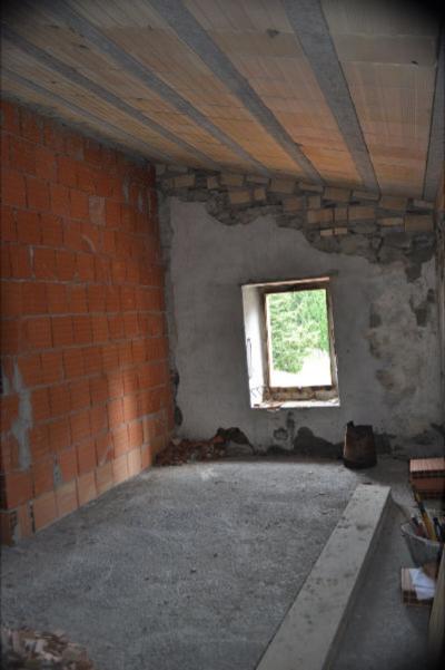 farmhouse to restore for sale in Roccafluvione