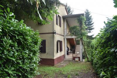 Casa singola in Vendita a Sarnano
