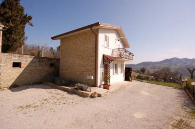 Casa singola in vendita a Montefalcone Appennino